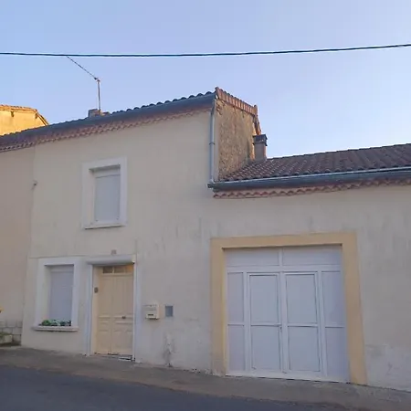 Thistle Gite Mialet  Exterior photo
